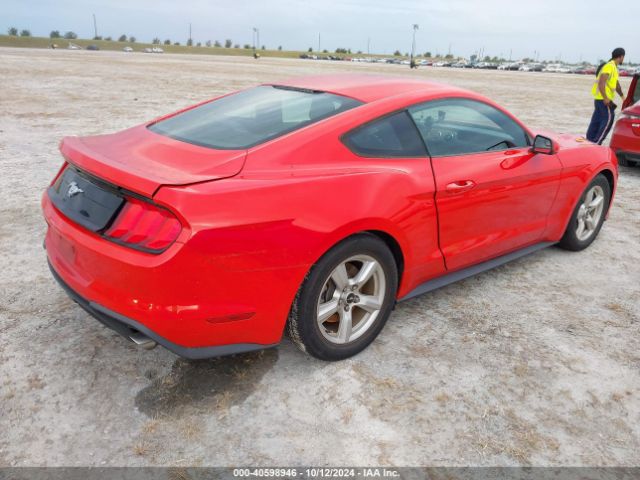 Photo 3 VIN: 1FA6P8TH9J5135302 - FORD MUSTANG 