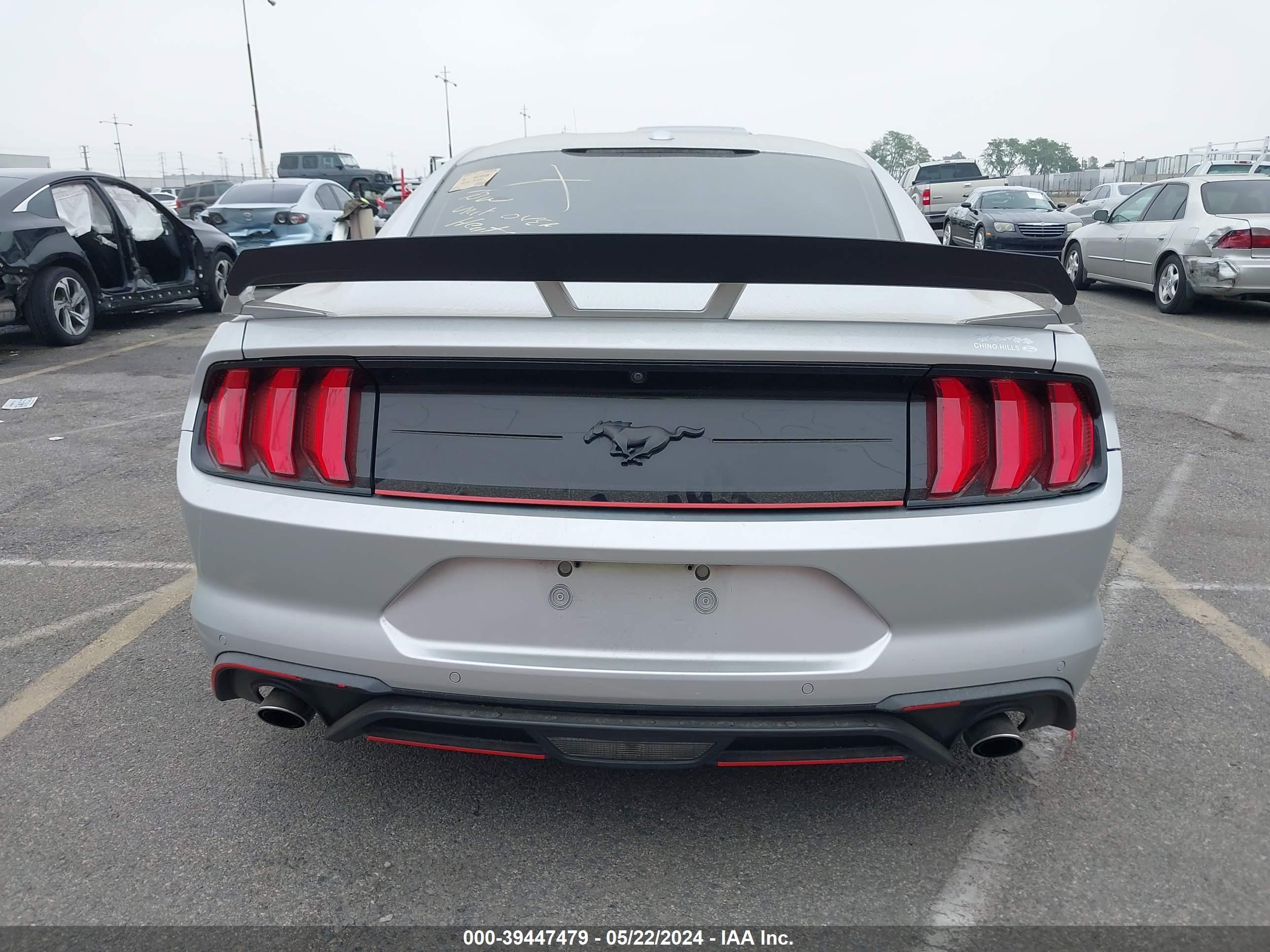 Photo 15 VIN: 1FA6P8TH9J5138376 - FORD MUSTANG 