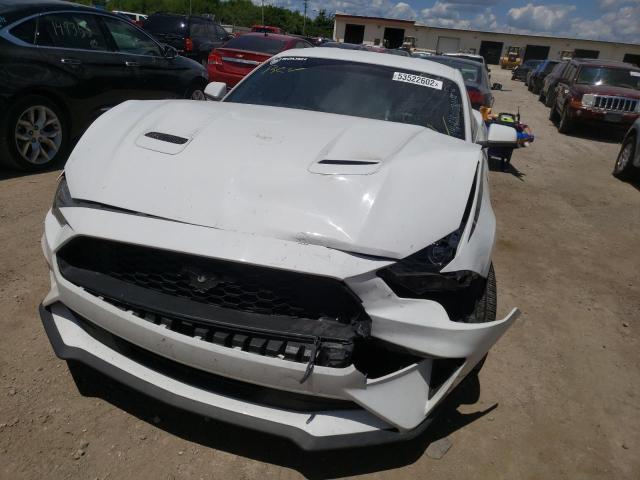 Photo 8 VIN: 1FA6P8TH9J5146218 - FORD MUSTANG 