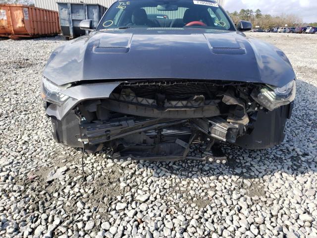 Photo 8 VIN: 1FA6P8TH9J5158840 - FORD MUSTANG 