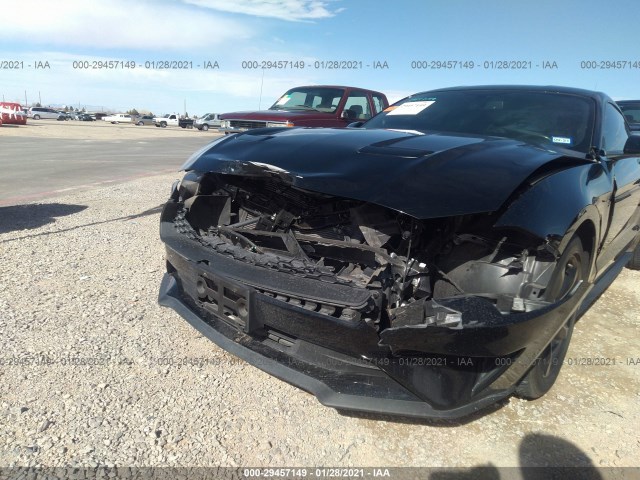 Photo 5 VIN: 1FA6P8TH9J5180367 - FORD MUSTANG 