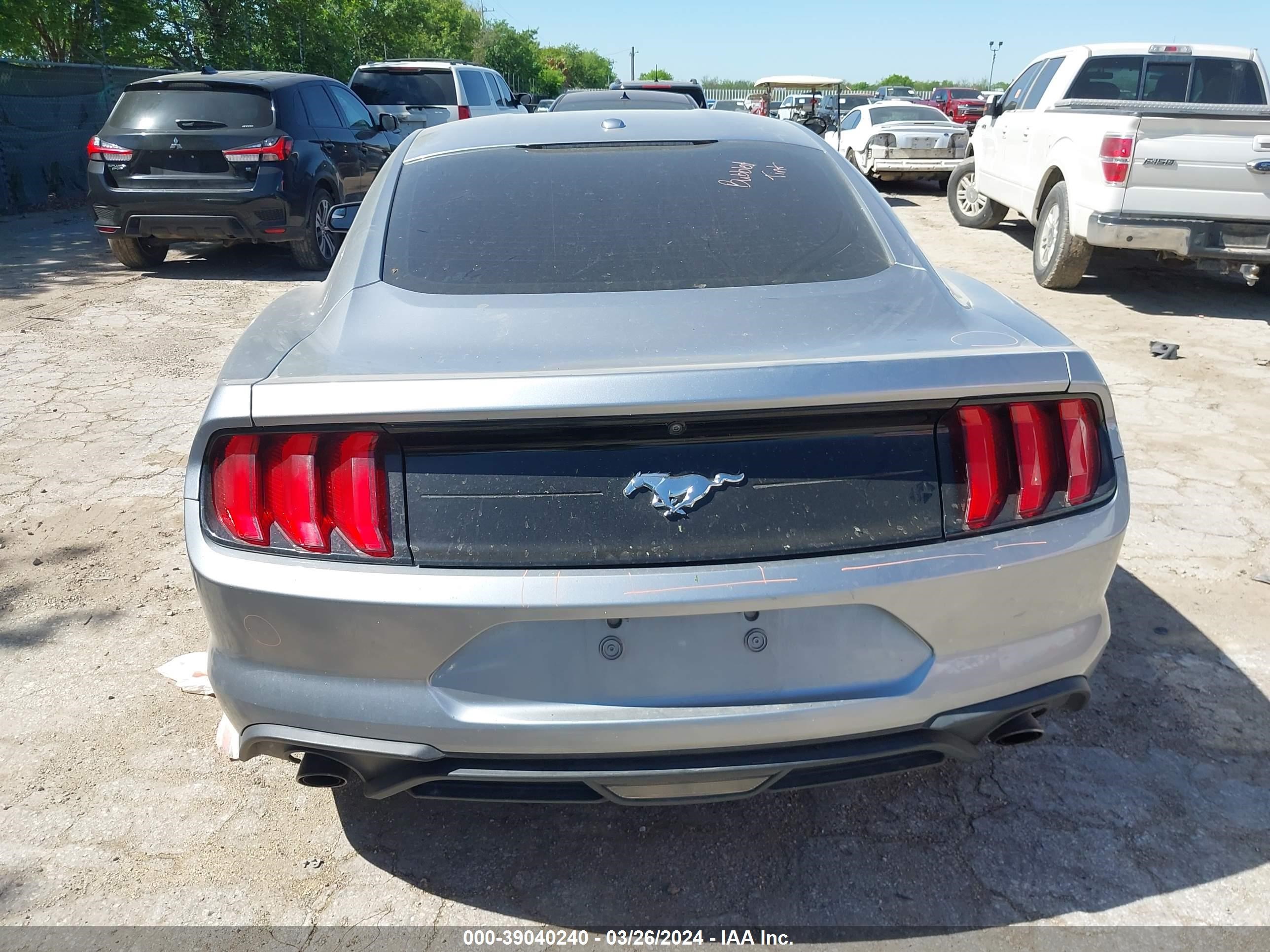 Photo 16 VIN: 1FA6P8TH9L5130779 - FORD MUSTANG 