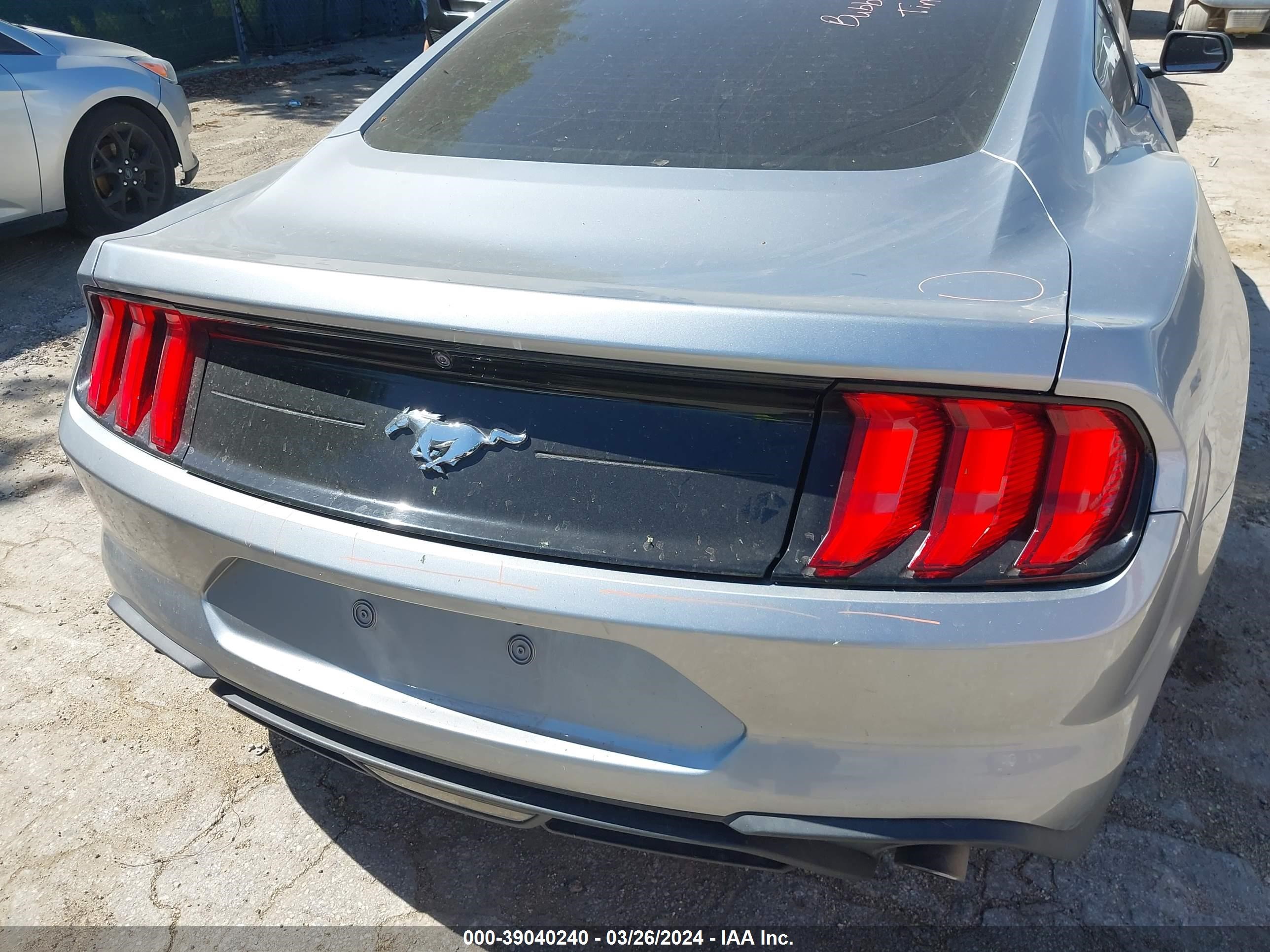 Photo 17 VIN: 1FA6P8TH9L5130779 - FORD MUSTANG 