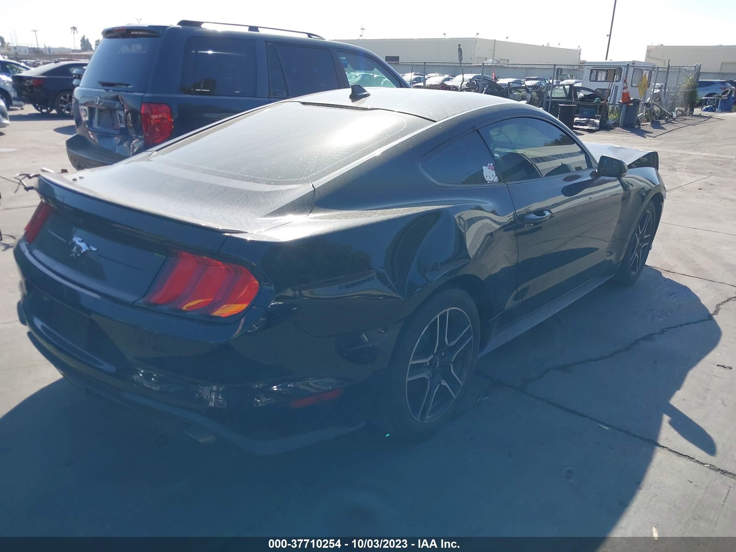 Photo 3 VIN: 1FA6P8TH9L5179156 - FORD MUSTANG 