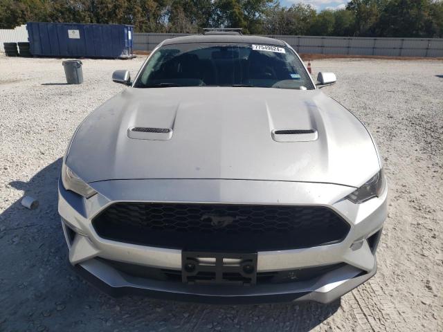 Photo 4 VIN: 1FA6P8THXK5115190 - FORD MUSTANG 