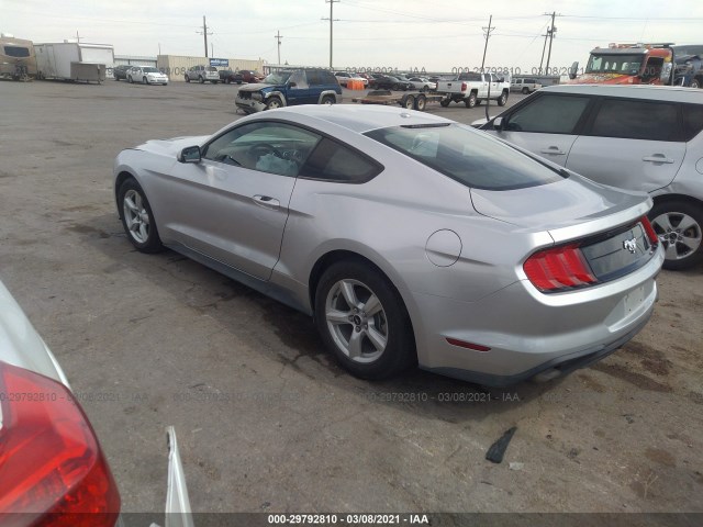 Photo 2 VIN: 1FA6P8THXK5118395 - FORD MUSTANG 