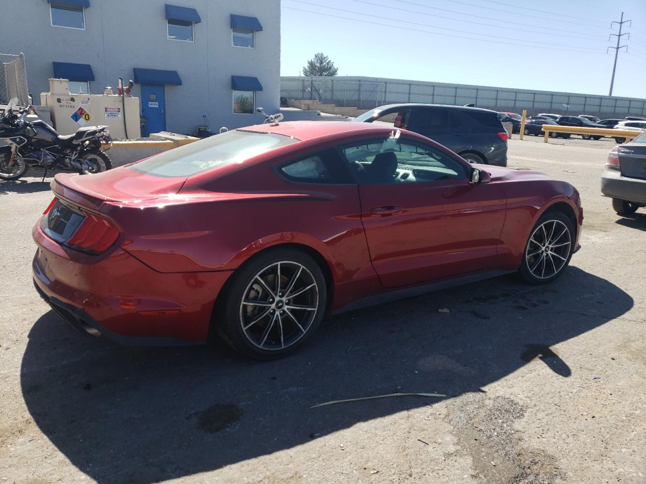 Photo 2 VIN: 1FA6P8THXK5134788 - FORD MUSTANG 