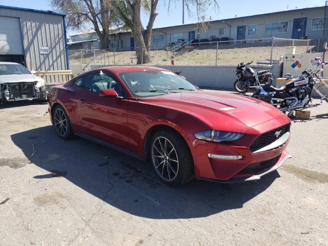 Photo 3 VIN: 1FA6P8THXK5134788 - FORD MUSTANG 