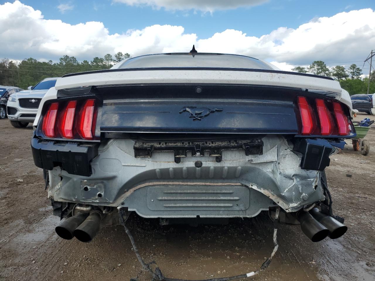 Photo 5 VIN: 1FA6P8THXL5183720 - FORD MUSTANG 