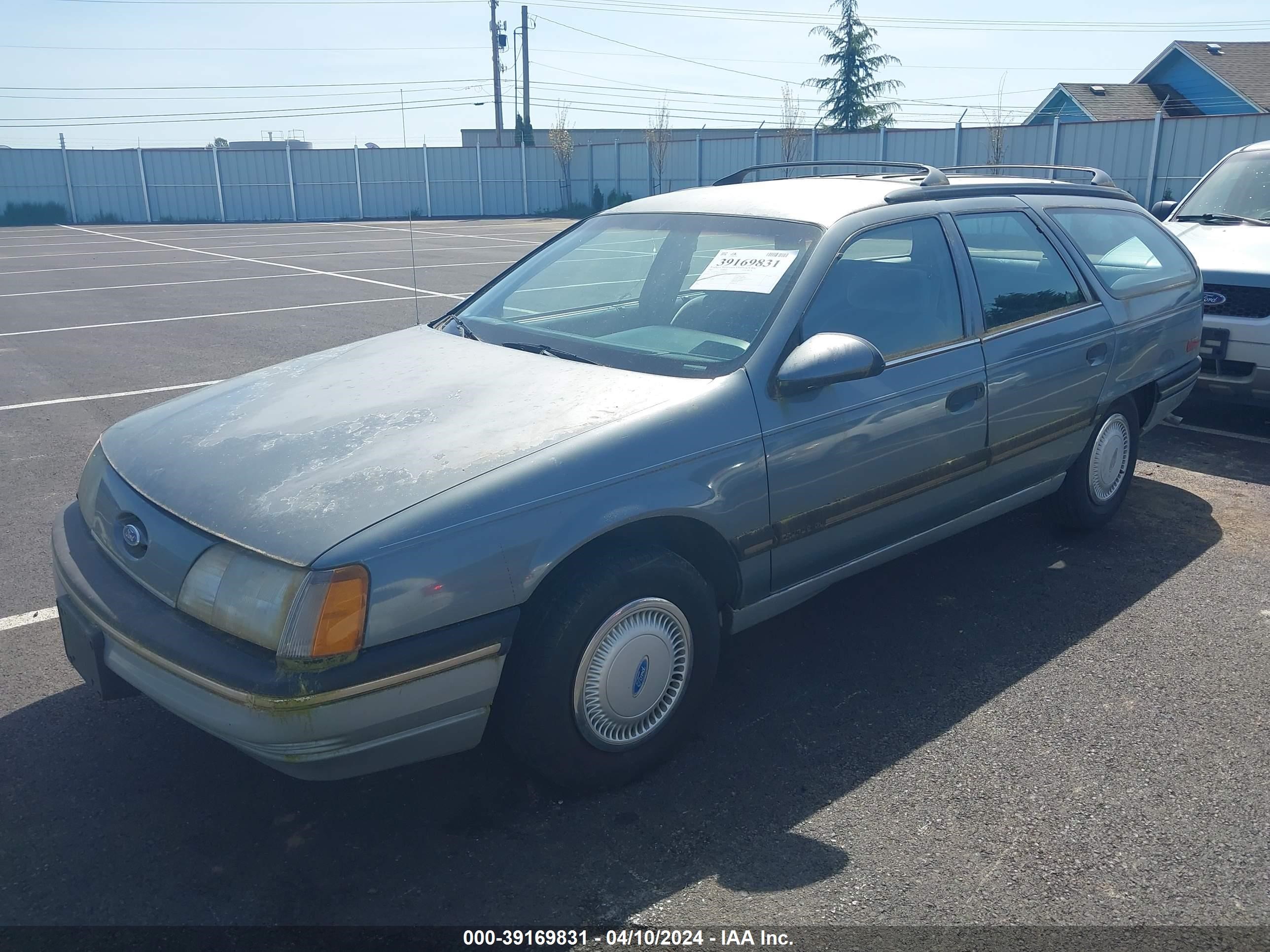 Photo 1 VIN: 1FABP57U3HG169092 - FORD TAURUS 