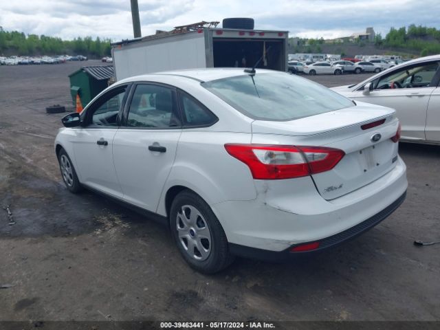 Photo 2 VIN: 1FADP3E20DL103146 - FORD FOCUS 