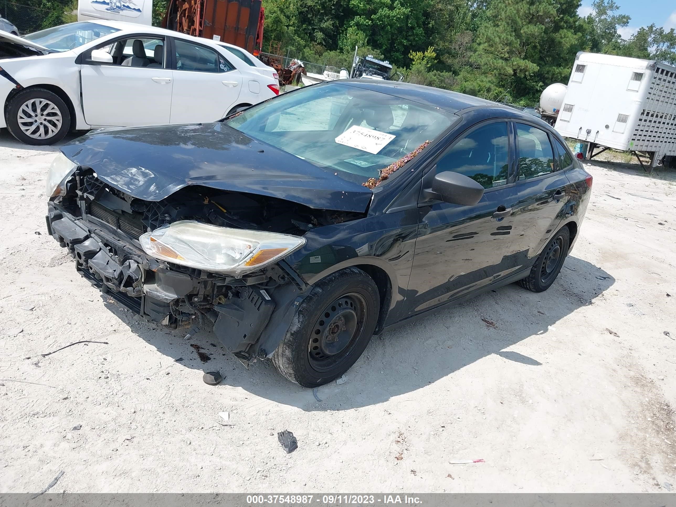 Photo 1 VIN: 1FADP3E20DL160477 - FORD FOCUS 