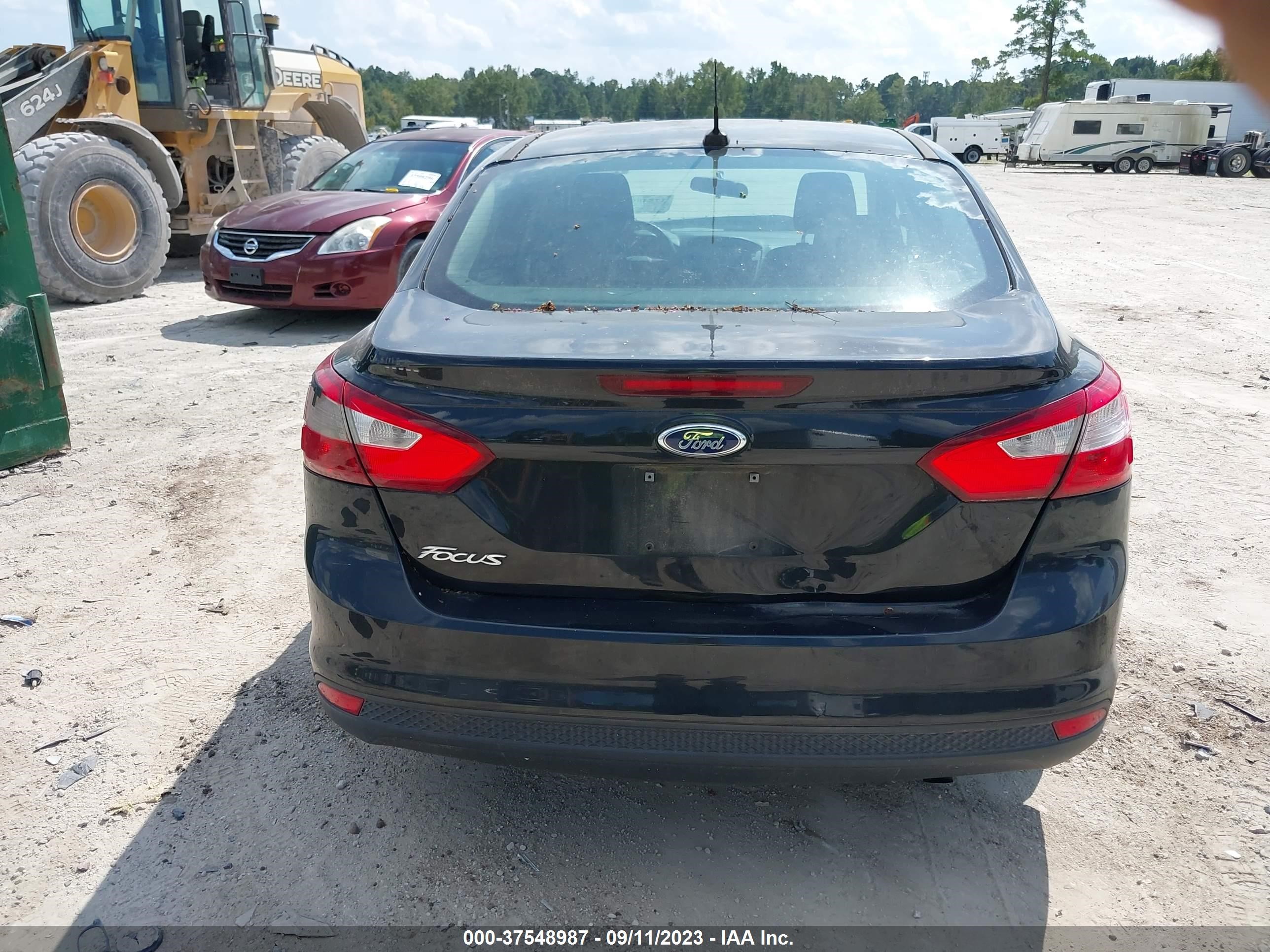 Photo 15 VIN: 1FADP3E20DL160477 - FORD FOCUS 