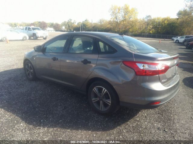 Photo 2 VIN: 1FADP3E20DL186996 - FORD FOCUS 