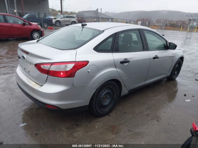 Photo 3 VIN: 1FADP3E20EL225829 - FORD FOCUS 