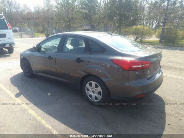 Photo 2 VIN: 1FADP3E20GL257098 - FORD FOCUS 