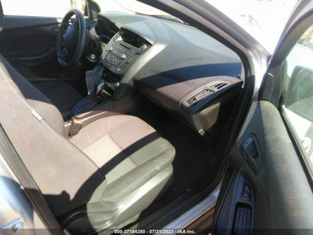 Photo 4 VIN: 1FADP3E20GL369979 - FORD FOCUS 