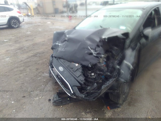 Photo 5 VIN: 1FADP3E20GL395160 - FORD FOCUS 