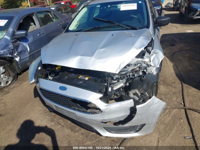 Photo 5 VIN: 1FADP3E20HL202796 - FORD FOCUS 