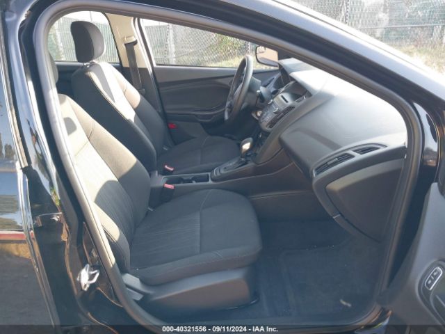 Photo 4 VIN: 1FADP3E20HL234793 - FORD FOCUS 