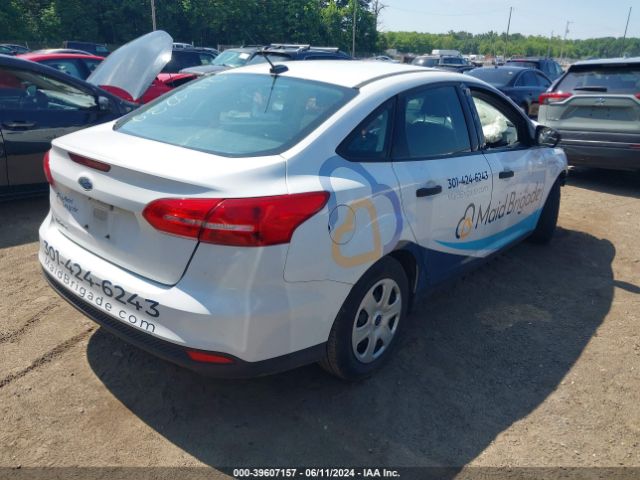 Photo 3 VIN: 1FADP3E20HL256776 - FORD FOCUS 