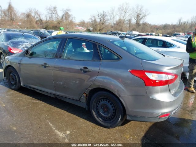 Photo 2 VIN: 1FADP3E21DL260619 - FORD FOCUS 