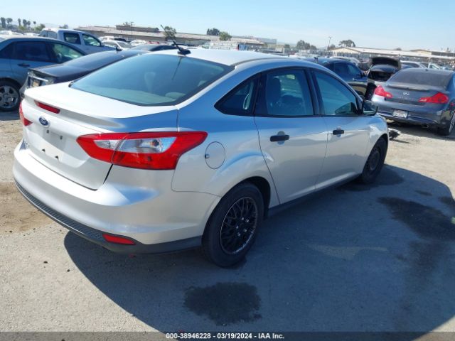 Photo 3 VIN: 1FADP3E21DL374233 - FORD FOCUS 