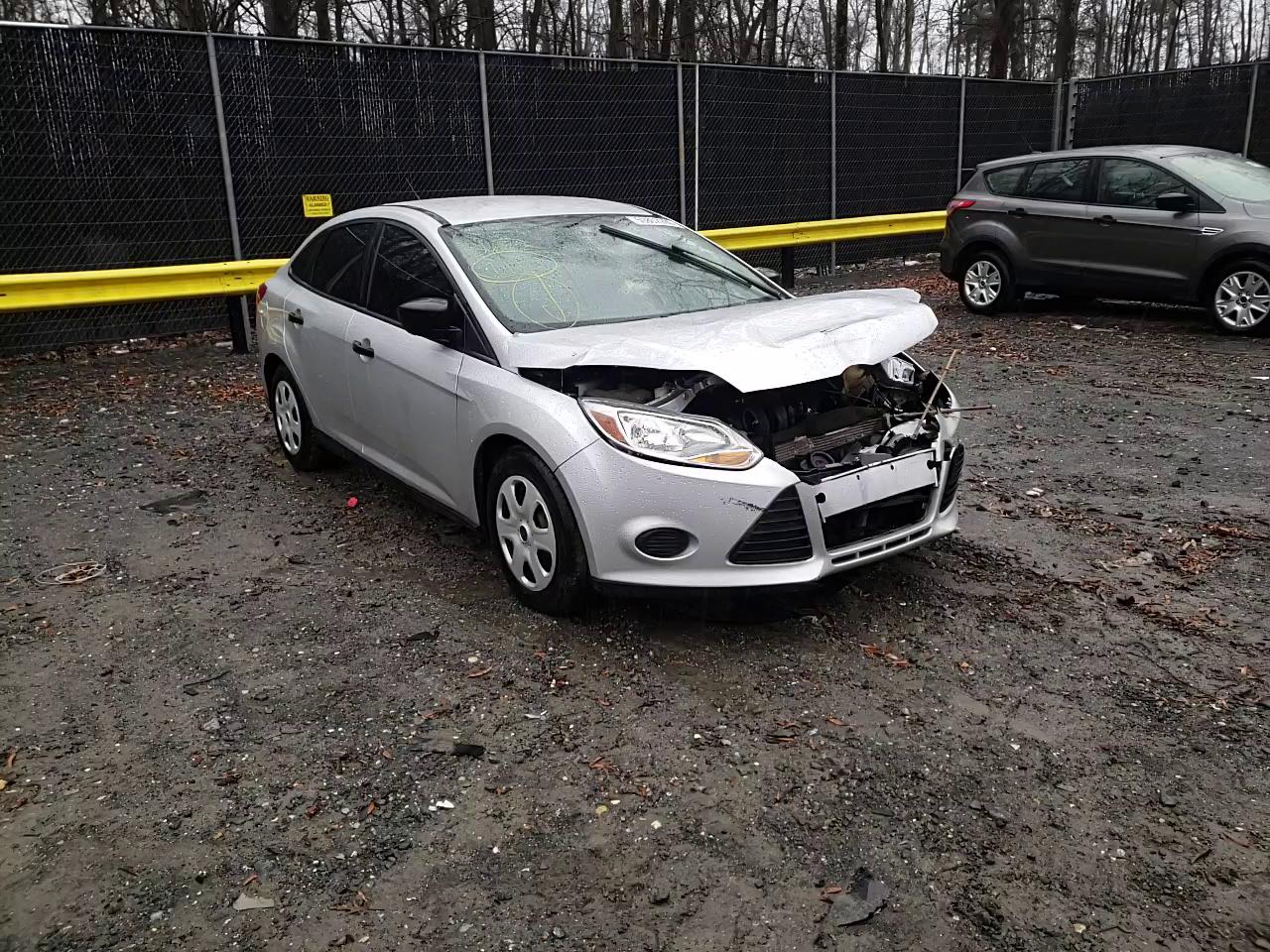 Photo 10 VIN: 1FADP3E21EL448445 - FORD FOCUS 