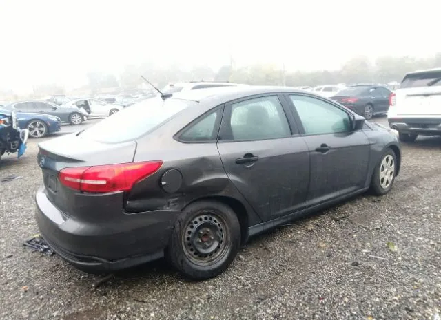 Photo 3 VIN: 1FADP3E21GL261046 - FORD FOCUS 