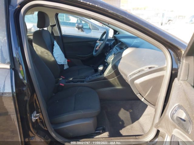 Photo 4 VIN: 1FADP3E21GL304803 - FORD FOCUS 