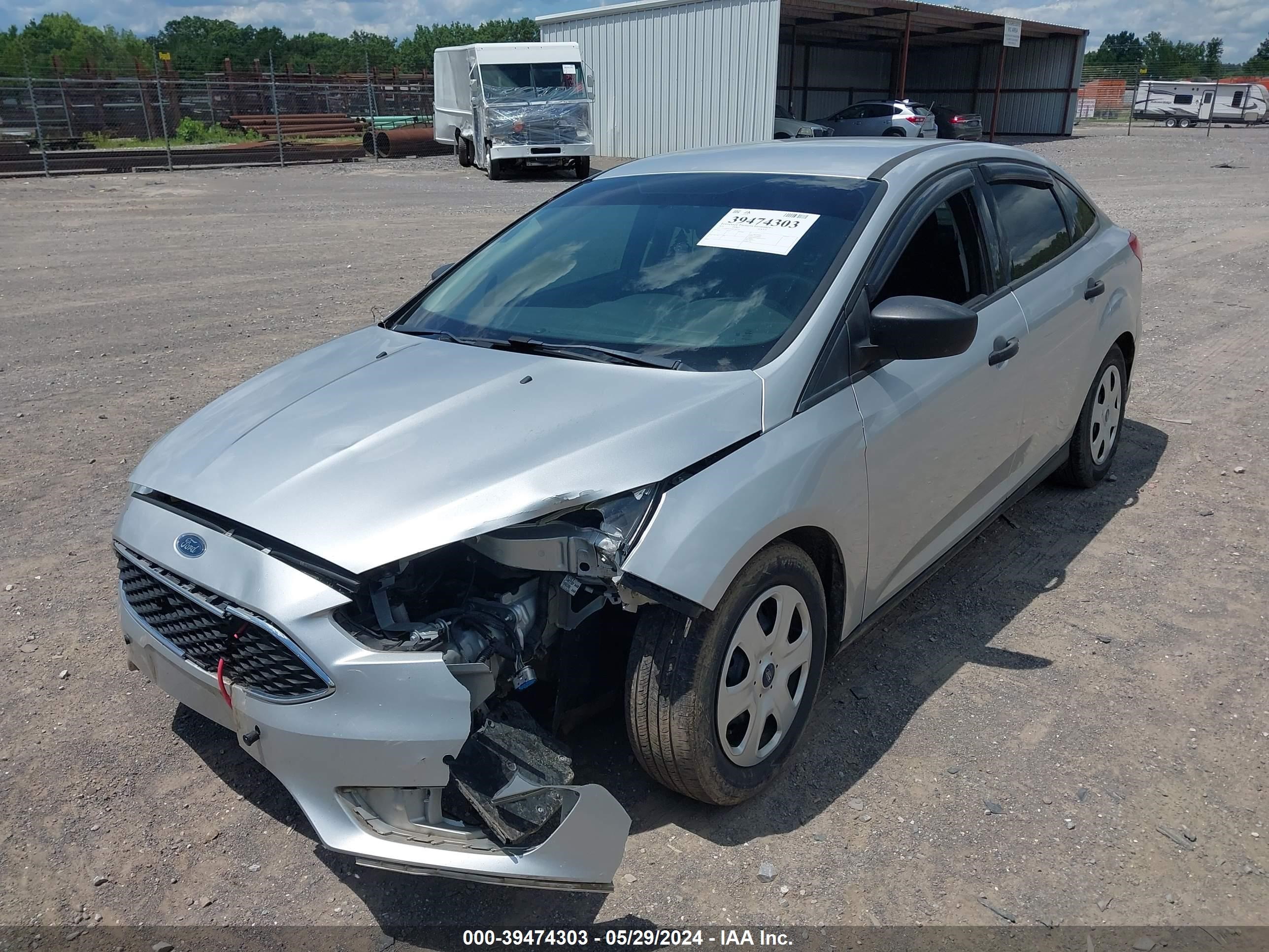 Photo 5 VIN: 1FADP3E21GL366170 - FORD FOCUS 