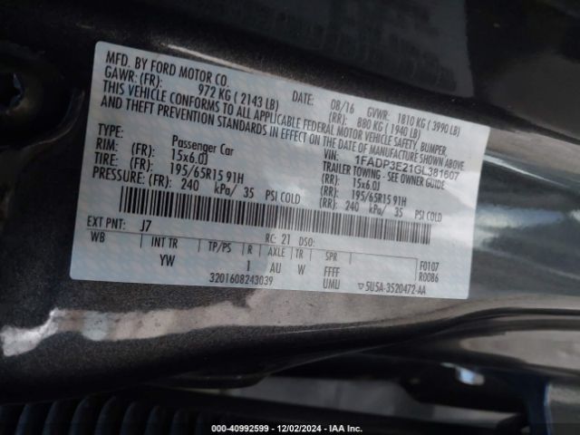 Photo 8 VIN: 1FADP3E21GL381607 - FORD FOCUS 