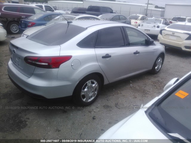 Photo 3 VIN: 1FADP3E21HL307797 - FORD FOCUS 