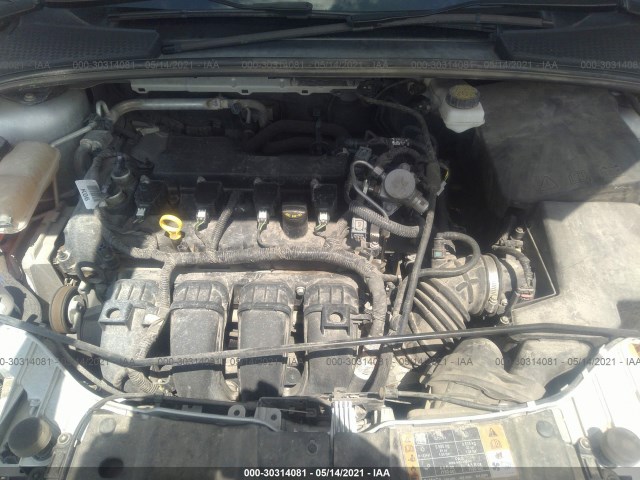 Photo 9 VIN: 1FADP3E21JL259112 - FORD FOCUS 