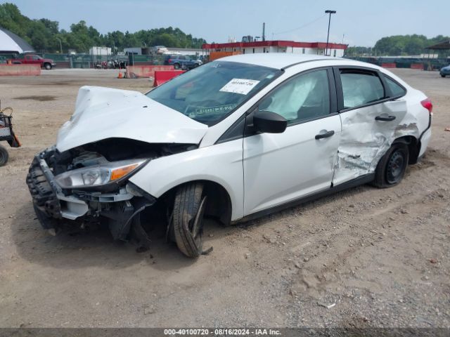 Photo 1 VIN: 1FADP3E21JL300161 - FORD FOCUS 