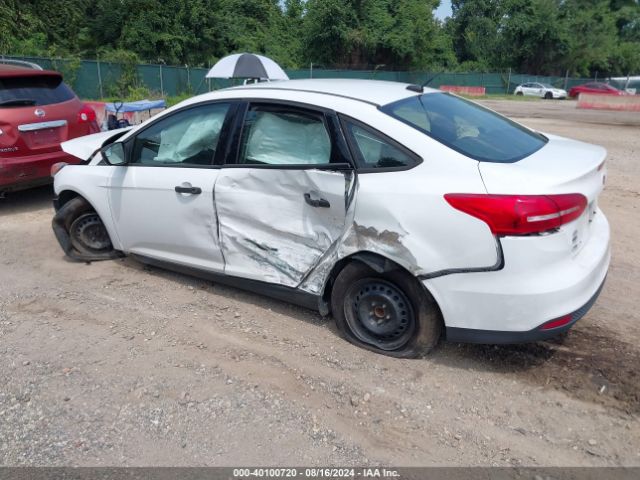 Photo 2 VIN: 1FADP3E21JL300161 - FORD FOCUS 