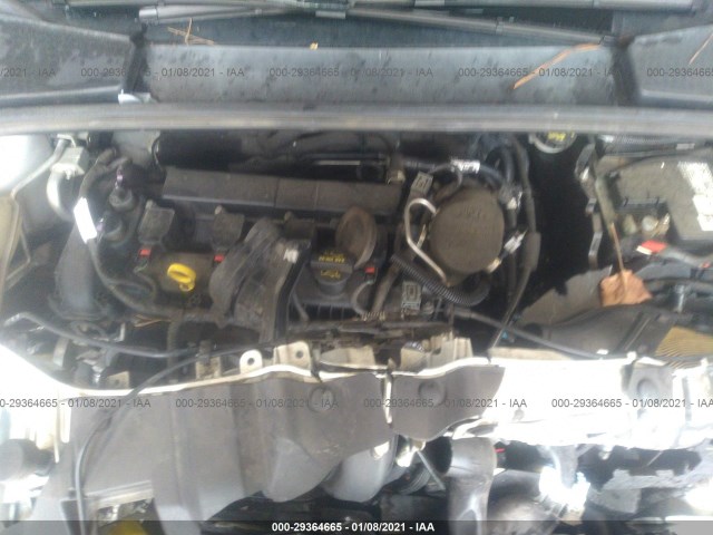 Photo 9 VIN: 1FADP3E22DL207959 - FORD FOCUS 