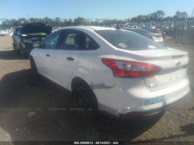 Photo 2 VIN: 1FADP3E22DL261018 - FORD FOCUS 