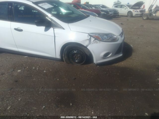 Photo 5 VIN: 1FADP3E22DL261018 - FORD FOCUS 