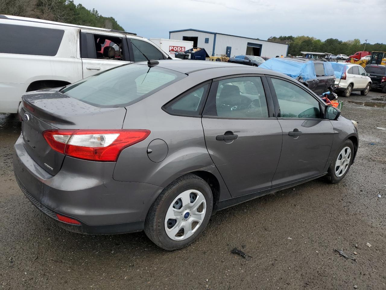 Photo 2 VIN: 1FADP3E22DL331164 - FORD FOCUS 