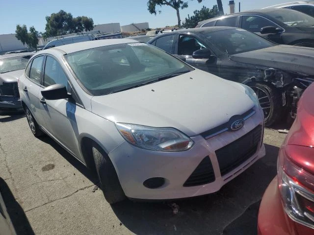 Photo 3 VIN: 1FADP3E22DL382714 - FORD FOCUS S 