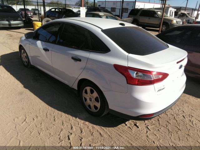 Photo 2 VIN: 1FADP3E22EL260954 - FORD FOCUS 