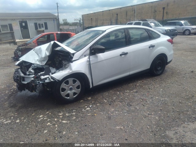 Photo 1 VIN: 1FADP3E22GL280334 - FORD FOCUS 