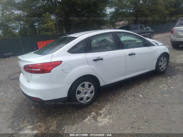 Photo 3 VIN: 1FADP3E22GL280334 - FORD FOCUS 