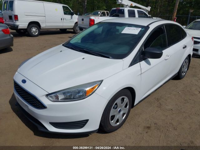 Photo 1 VIN: 1FADP3E22GL288045 - FORD FOCUS 