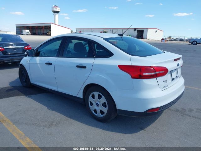 Photo 2 VIN: 1FADP3E22GL361446 - FORD FOCUS 