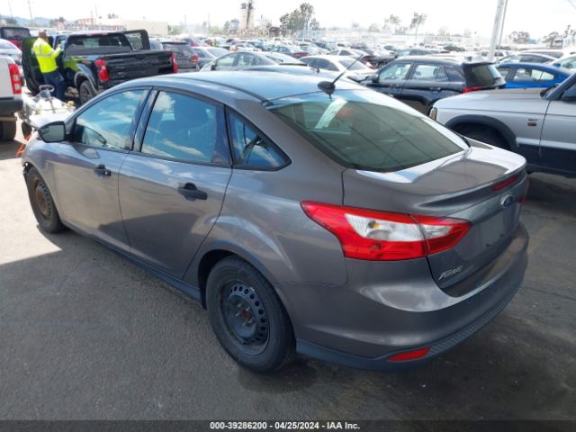 Photo 2 VIN: 1FADP3E23DL204682 - FORD FOCUS 