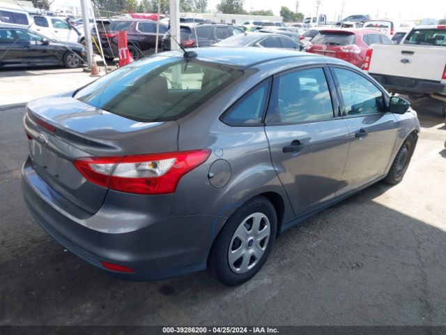 Photo 3 VIN: 1FADP3E23DL204682 - FORD FOCUS 