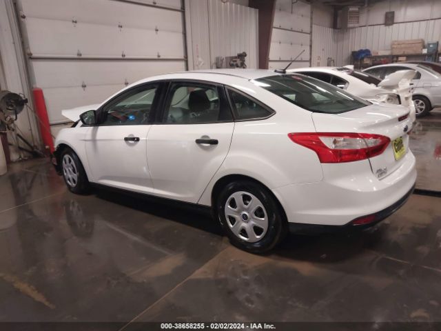 Photo 2 VIN: 1FADP3E23EL302113 - FORD FOCUS 