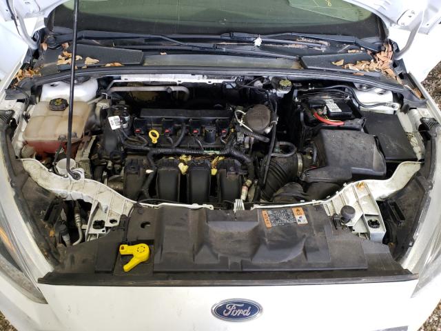 Photo 6 VIN: 1FADP3E23FL218925 - FORD FOCUS S 